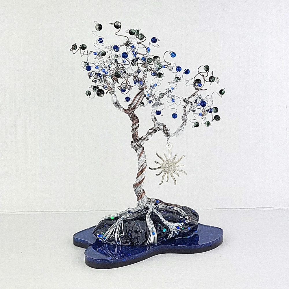 Hanna's SunTrees Wire Tree Art - Picture 3 of 8